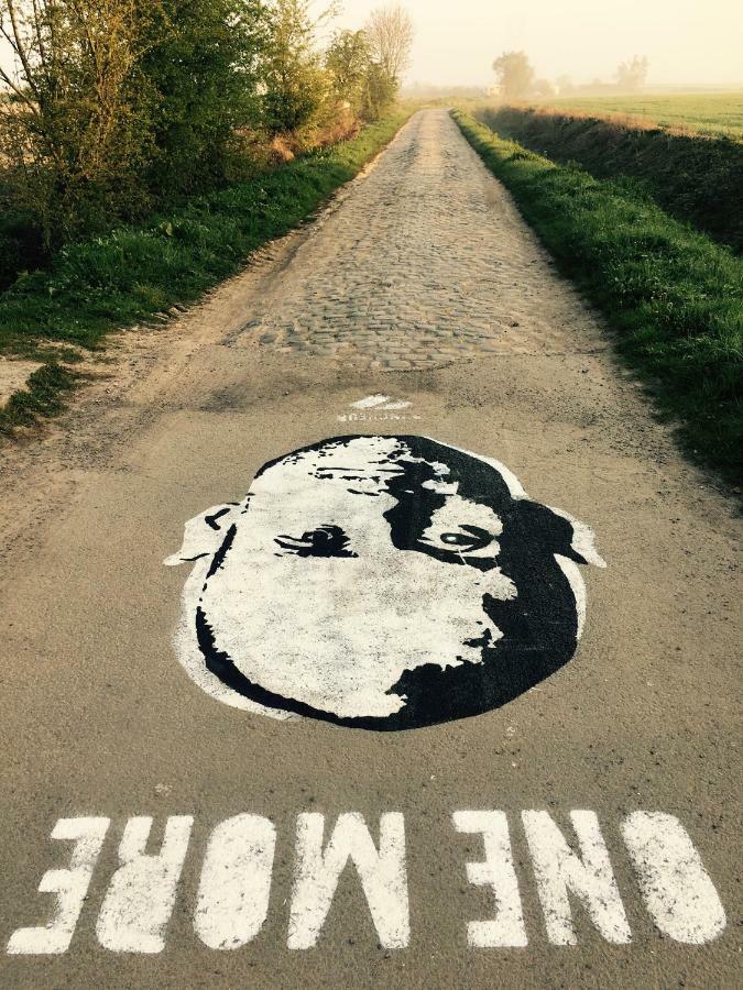 Le Pave De La Croix Blanche Le Pavé Exterior foto
